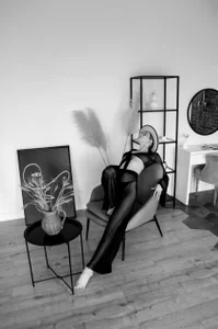 Dearly_Emily's Bohemian photoshoot Sex Photo 1