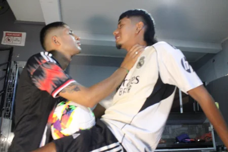 Strength, passion, and style in every play. Two footballers who turn the pitch into pure temptation de darwinandbrayann  7 Imagens