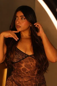 Sophie-Wilson Been wild 🥵 Pic 5