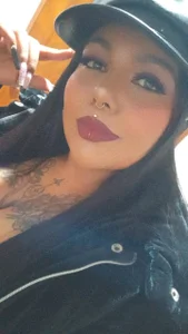 Public de shayna_manson_  3 Imagens