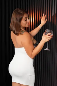 MrsFoucher A secret between you and me... Pic 3