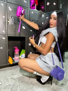 BellaCarteer_: Want to take a picture? 📷 ( 3 фото)