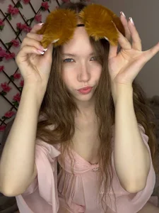 Petite_Polly 🐾Soft Kitty, Naughty Kitty 😼 Bilde