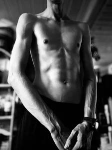 SkinnyDemon Public Foto 3