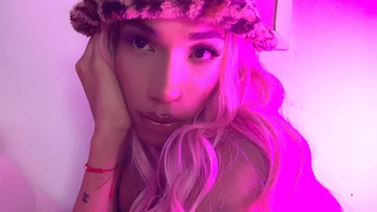 turabbitxx Susana pink u fav mami 🌈💋✨🔥 Hình 5