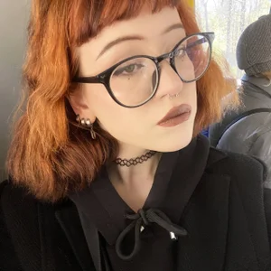 EdythElswick Public 사진