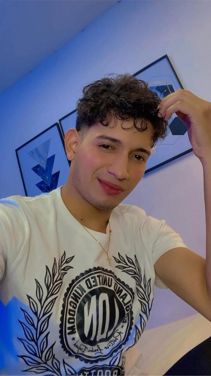 Benjamin_Buster Foto en Tendencia 4877