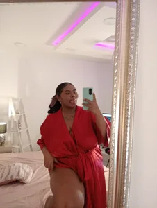 AkiraHeat mee 💞  3টি ছবি