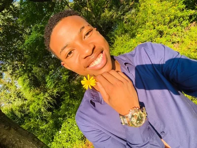 Drpleases Public Immagine 