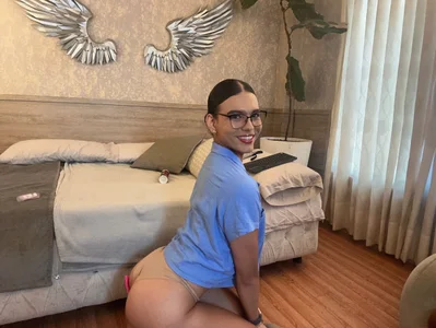 a different color 🩵 de Luxa_Velvet Foto