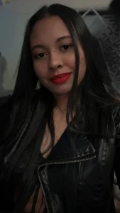 Public de LawandaFriedberg  4 Imagens