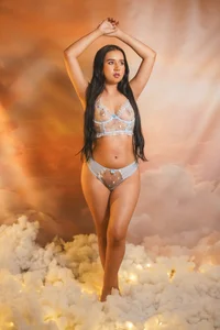 LaraGoldd your goddess 🤍 사진 7