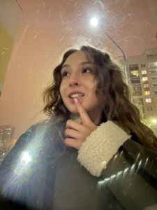 WorldCindy About me صورة واحدة|WorldCindy About me صورتان|WorldCindy About me  4 صور|WorldCindy About me  4 صورة