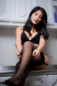 emily__ Follow ❤️‍🔥❤️ Hình