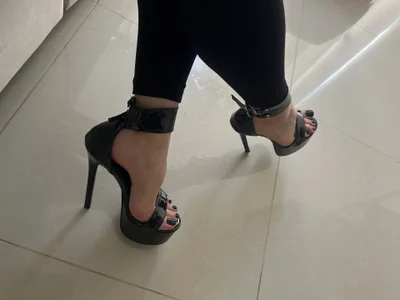 heels nails black de Miaparkerss_ Foto