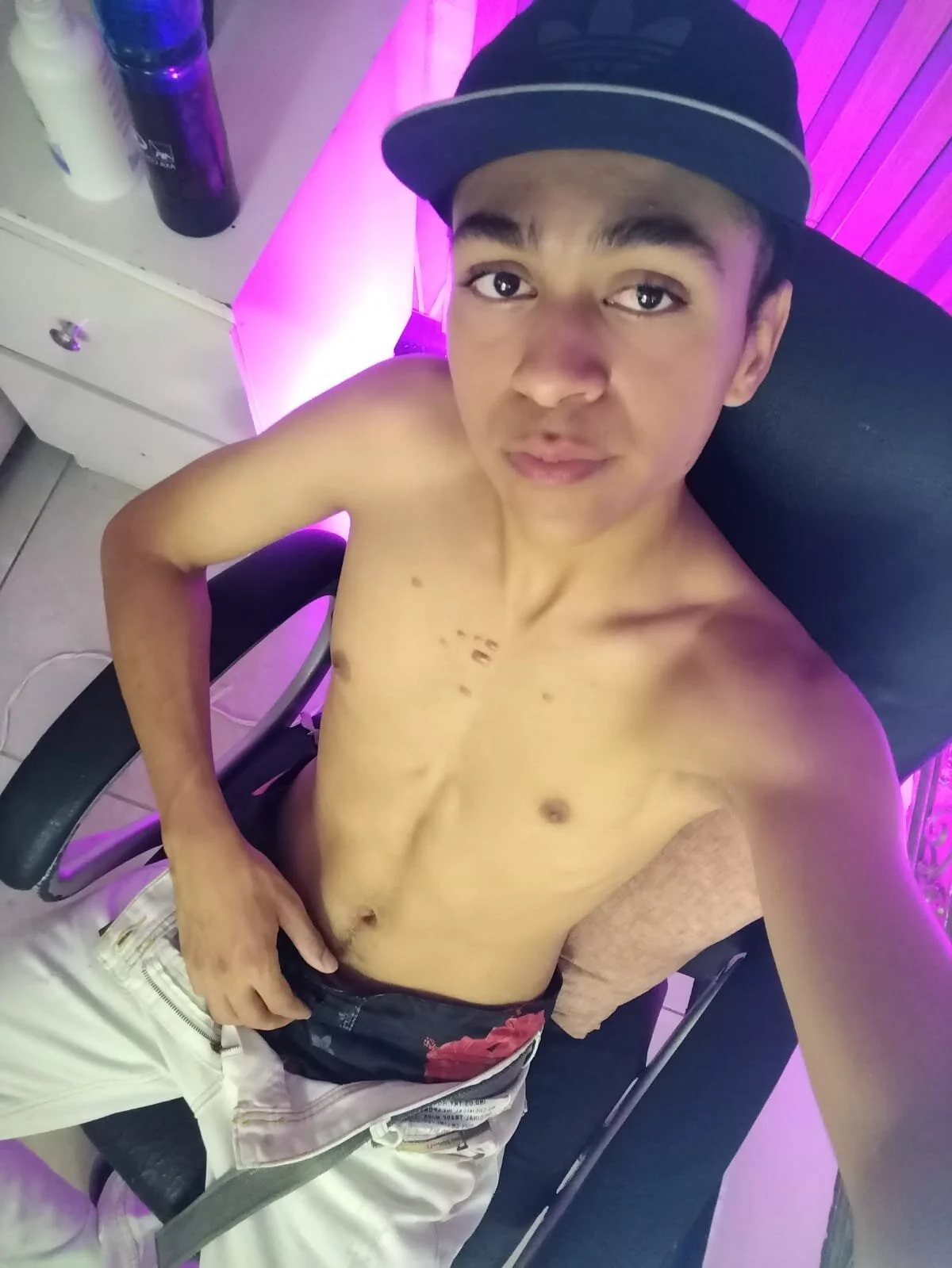 KyleeSmiith 热门图片 4445