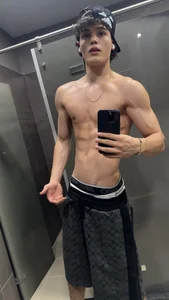 Max_cortes1のGYM BOYの 6枚の写真