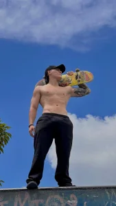 _joansoto 🛹 사진