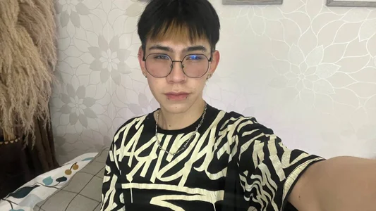 Demian_Hush Public . fénykép