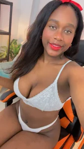 Karol_Cherry Tuesday of fantasy and pasión🔥🔥🔥 Pic 4