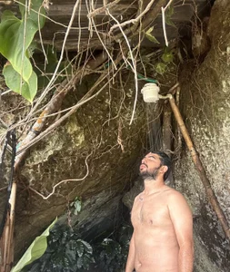 Mounthblack26 Public  2টি ছবি