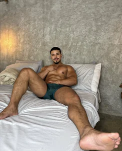 ApoloMakris 🔥😏 Billede 3