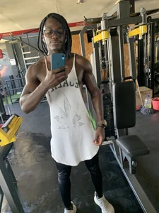 Gym hoy de _Lowmaypalacios  4 photos