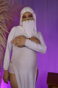 Alana_abad Thank you all 💜 Poză 3