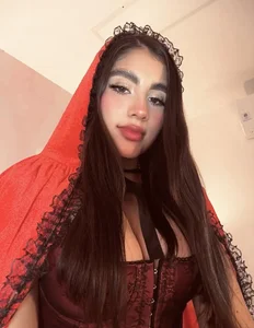 IsabelaStefano boo vibes 👻 Pic