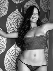 Sharlenne_ 🖤FOR YOU🤍 Pic 3