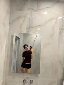 Public de uwu_Lisa  2 photos