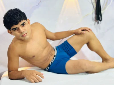 Lucho_Hot Public зображення 4