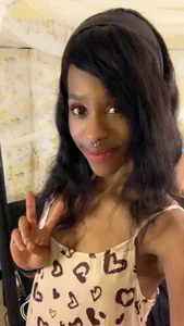 Kira21_13 Public Pic