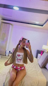 princesssammy2 💜 টি ছবি