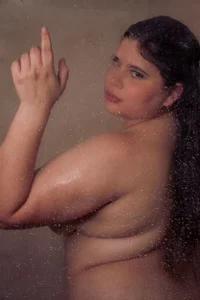 EYMI_TOMSOM SHOWER PICS Foto 3