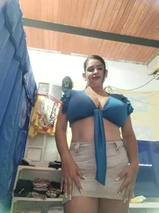 Hugueboobs_chantall_ Public Immagine  2