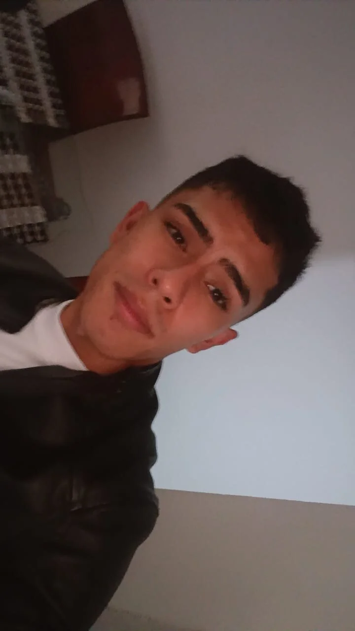 Alejo_Jones_ adlı kullanıcının viral fotoğrafları:  1123