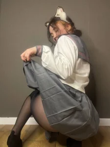 AlbertaClack Kitty in skirt Billede 4