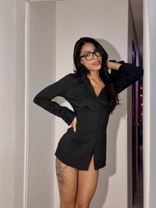 CoralieBronson A Bad Idea in a Good Dress  2. fénykép
