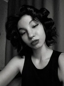 SharonBrownsPublic Bild 4