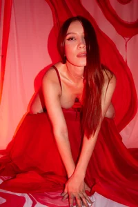 Zdjęcia MiaFarrell_ Soft Red: 