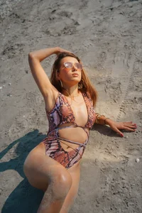 EmelyGlory Summer Unlocked ☀️ slika 7