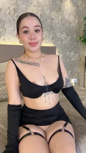 sofiaivanova Black fit me good?🖤  3. fénykép