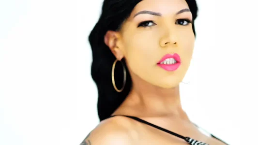 VenusDanielss Body ready, nails ready… Pic 2