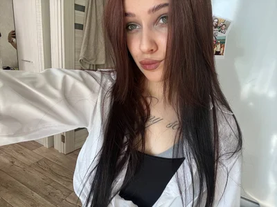 SusanRayn Public Poză 6
