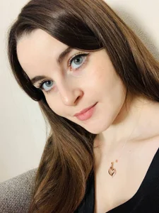 LanaGI say hi 사진