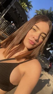 Marinalopesss's XXX Nude Photo 8