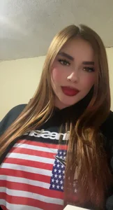 CharlotteBrownn_ Public Foto 4