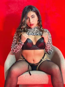 Freyaa_Millerr_ Come with me my love 💕 Pic 8