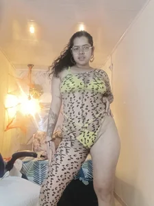 alexa-cooper- I am a lovely little panther Foto 7